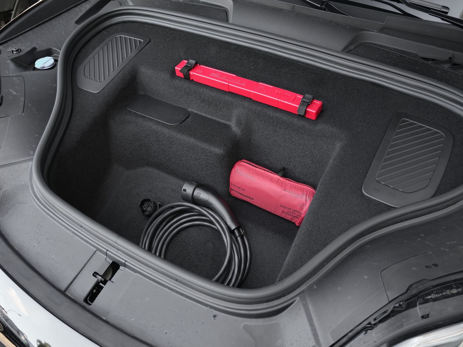 Porsche Macan 4 - Samsaru's Car Outlet