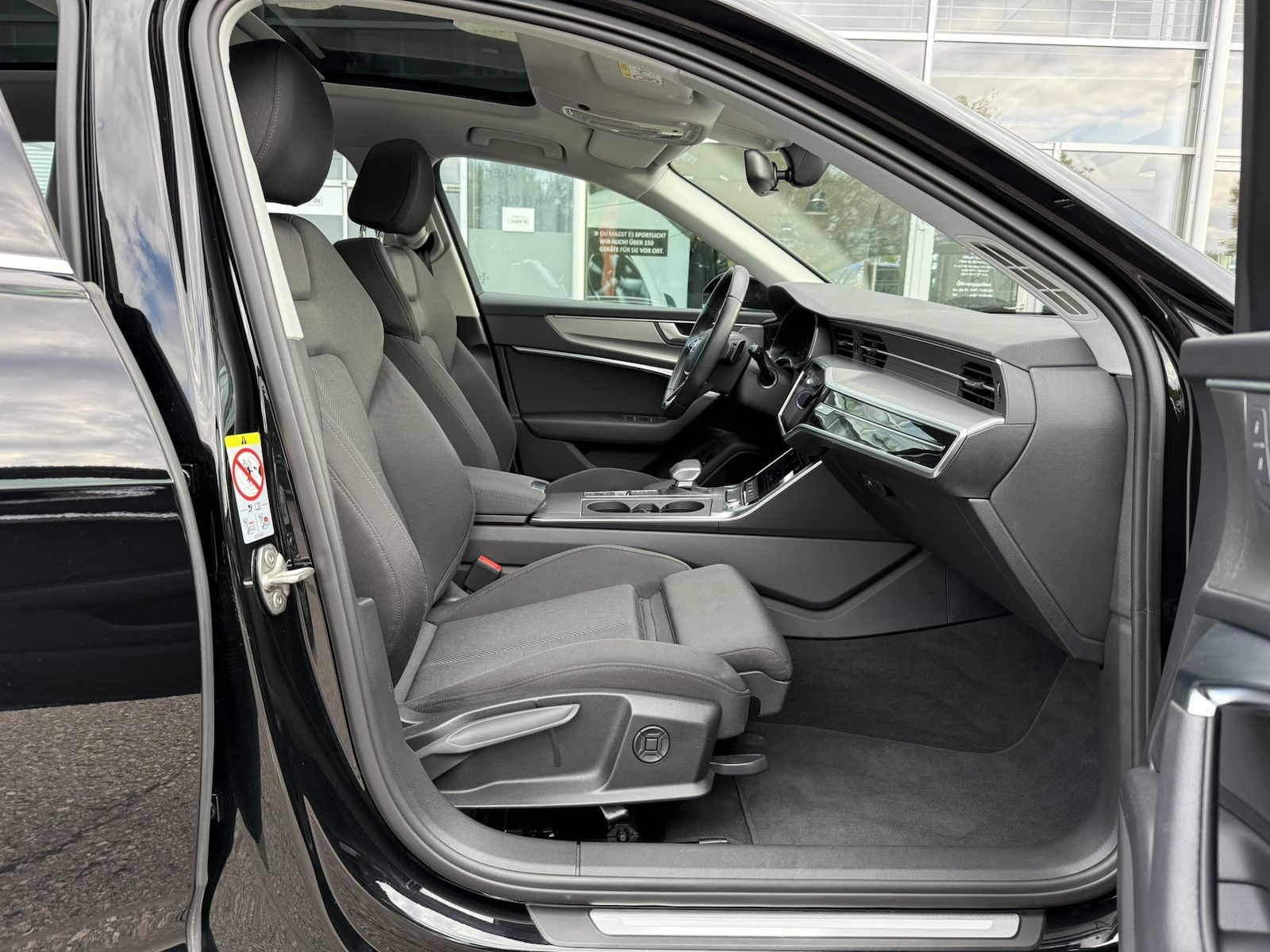 Audi A6 2.0 TDI Advanced - Samsaru's Car Outlet