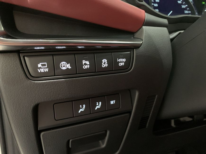 Mazda 3 e-SKYACTIV-X 186 M HYBRID Aut. TAKUMI 137 kW,