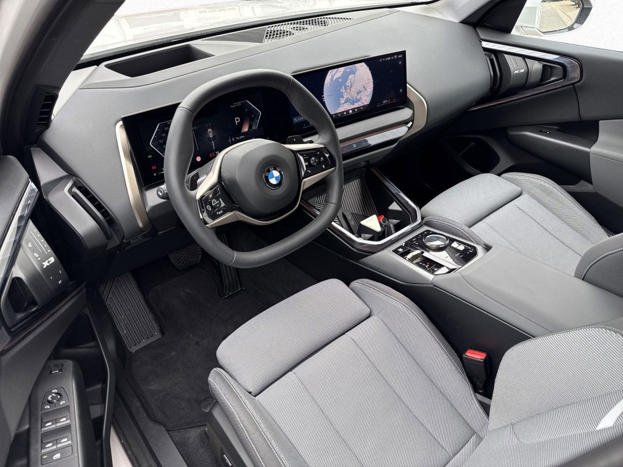 BMW X3 20 xDrive AHK,DAPro,LivePro,360°,Memory,HUD