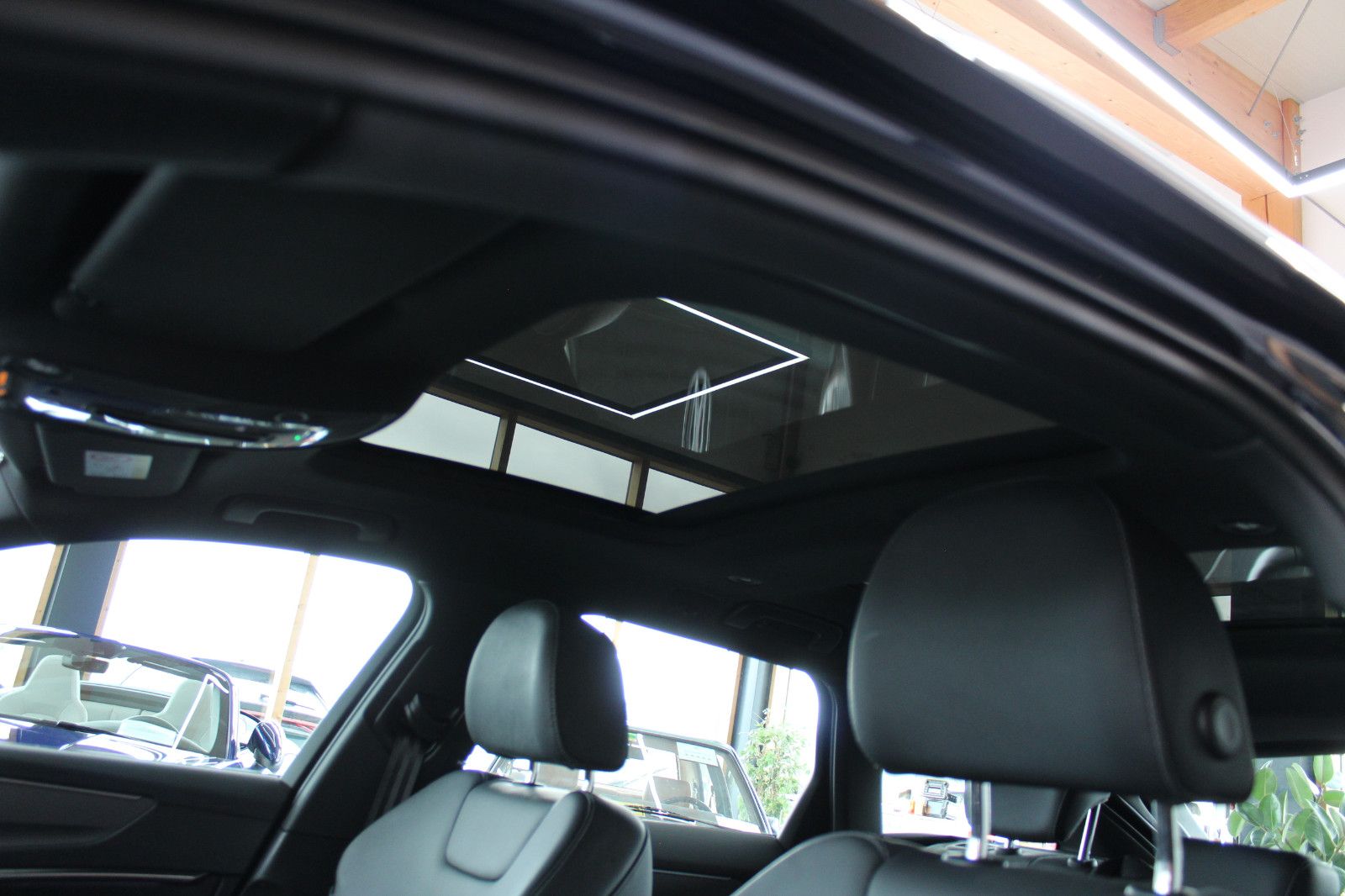 Audi A6 Avant 45 TFSI S tronic advanced - Samsaru's Car Outlet