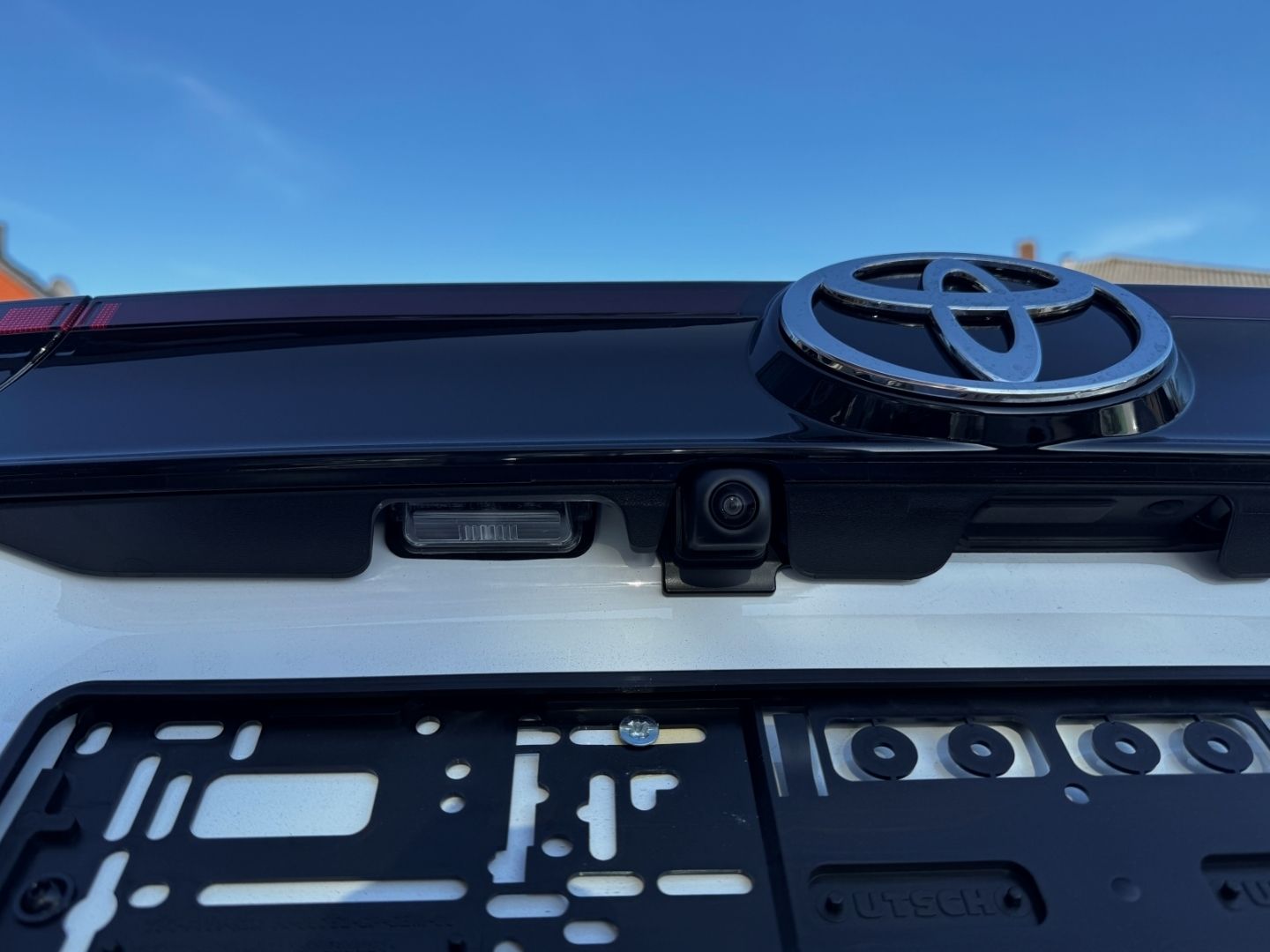 Toyota Yaris Cross 1,5l Hybrid Teamplayer ACC RFK SHZ K