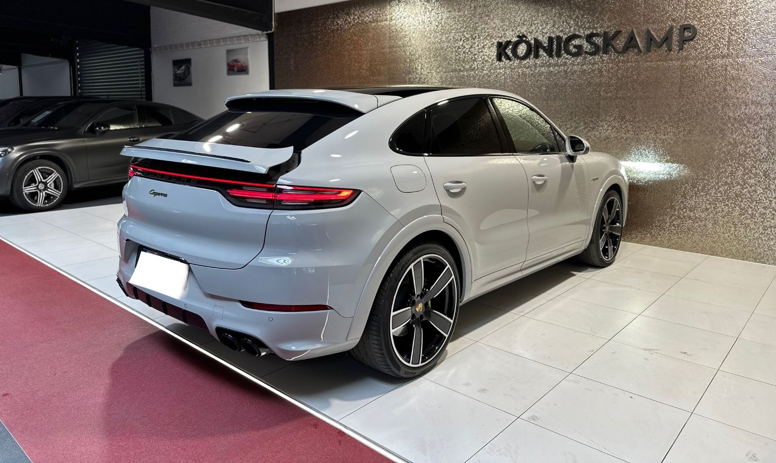 Porsche Cayenne Coupe E-Hybrid Platinum Edit.*WERKSGARAN