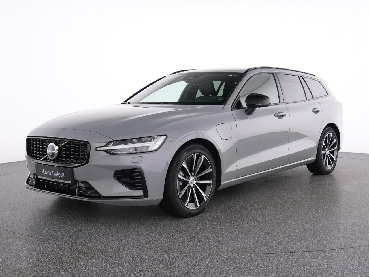 Volvo V60 T6 Recharge AWD PlusDark+AHK+360°+STANDHZ+LM