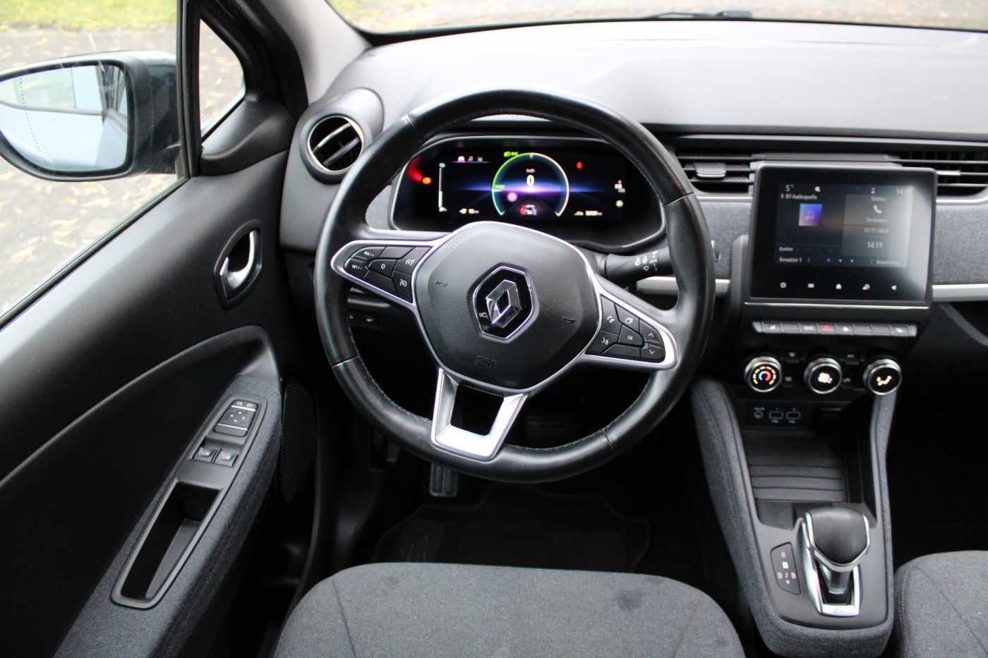 Renault ZOE R110 Z.E. 50 EXPERIENCE - Samsaru's Car Outlet