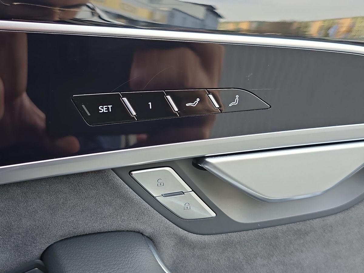 Audi A8 50 TDI quat S-LINE - Samsaru's Car Outlet