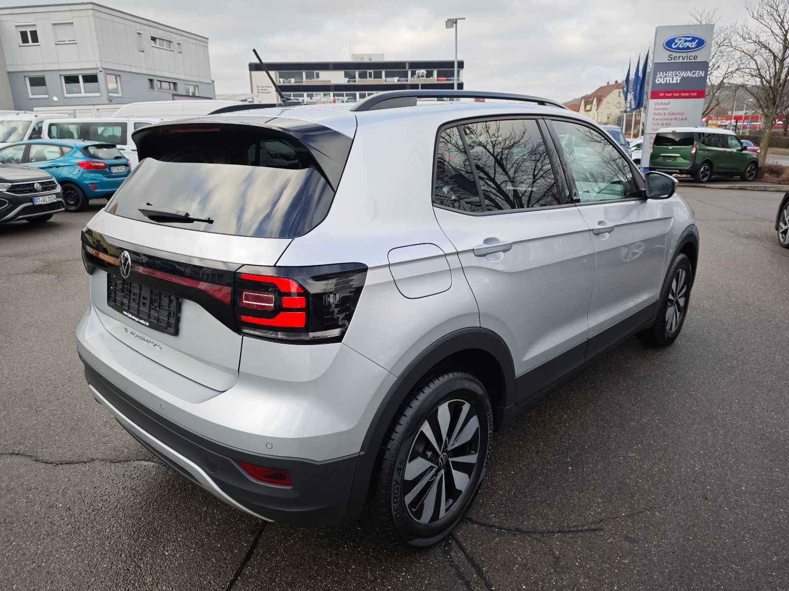 Volkswagen T-Cross Move - Samsaru's Car Outlet