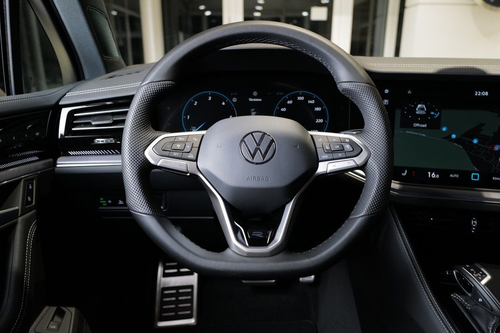 Volkswagen Touareg 3.0TDI R-Line Allradlenk StdHz Keyless