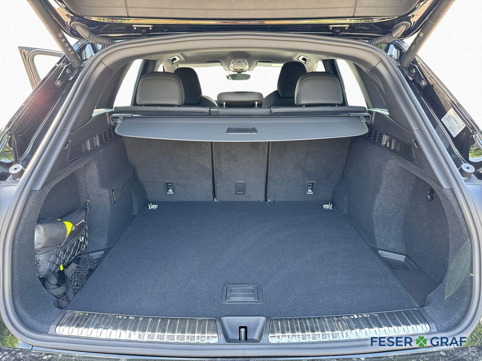Audi Q5 40 TDI quattro S line - Samsaru's Car Outlet