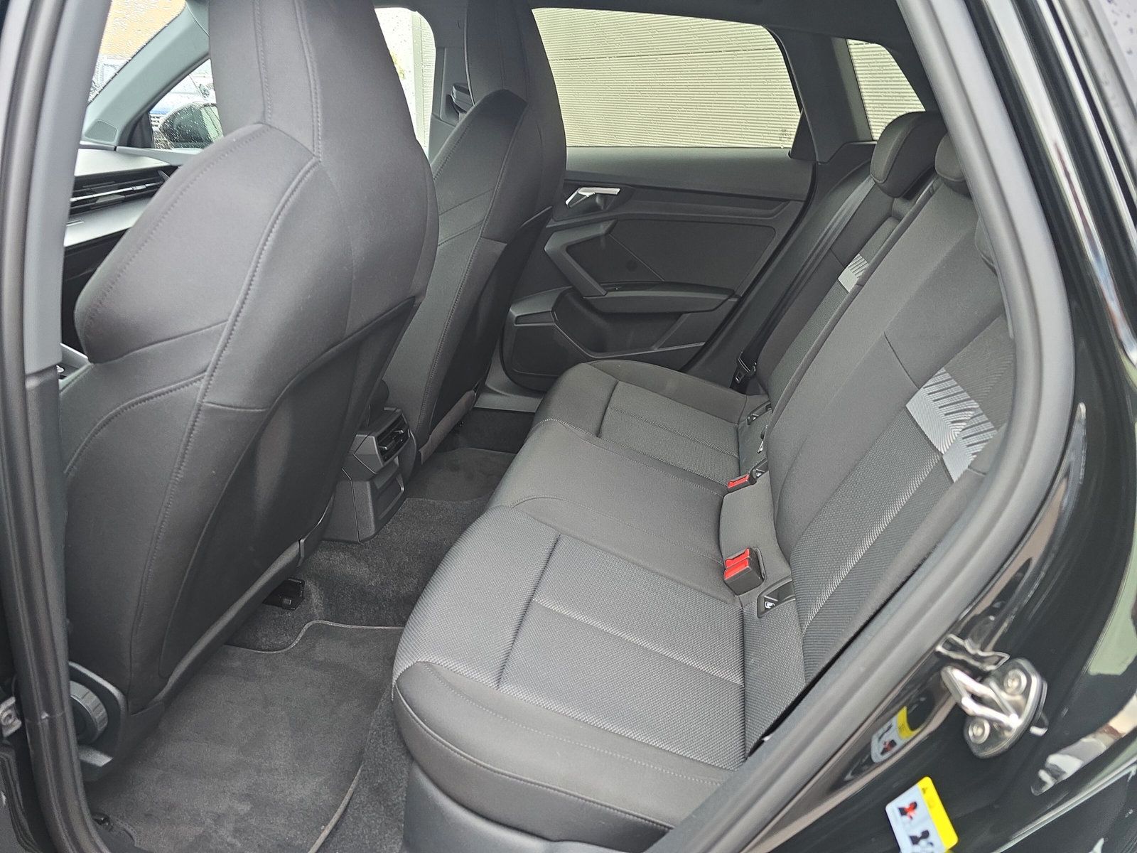 Audi A3 Sportback 30 TFSI advanced - Samsaru's Car Outlet