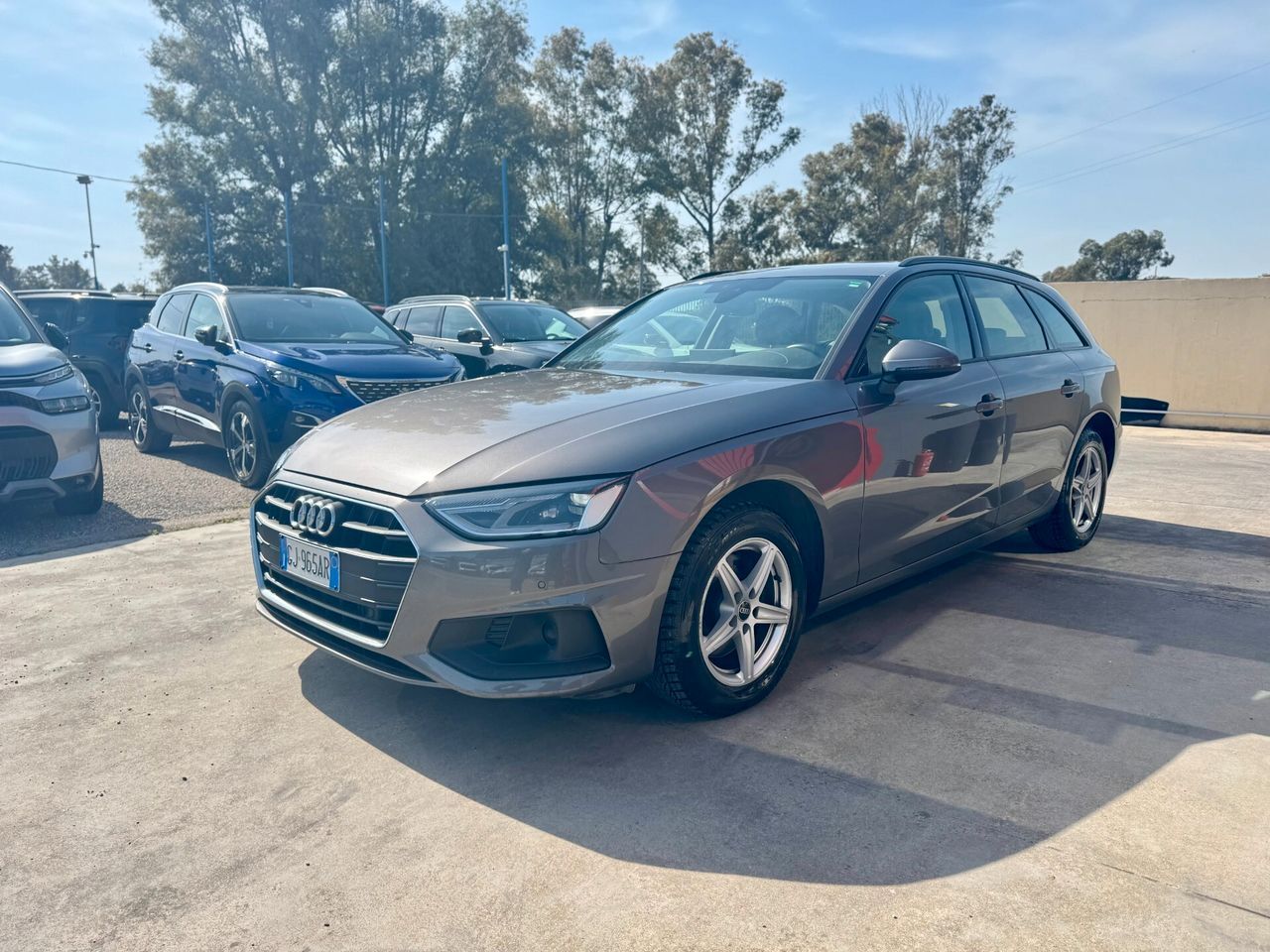 Audi A4 Avant 2.0 Tdi - Samsaru's Car Outlet