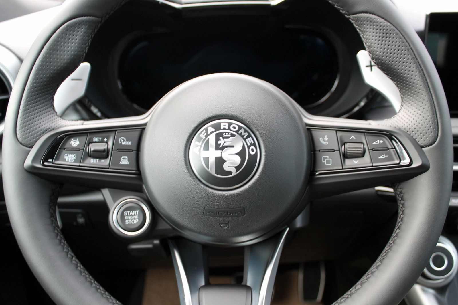Alfa Romeo Tonale Veloce 1.5 LED,ACC,Navi,Pano,Sound,20''