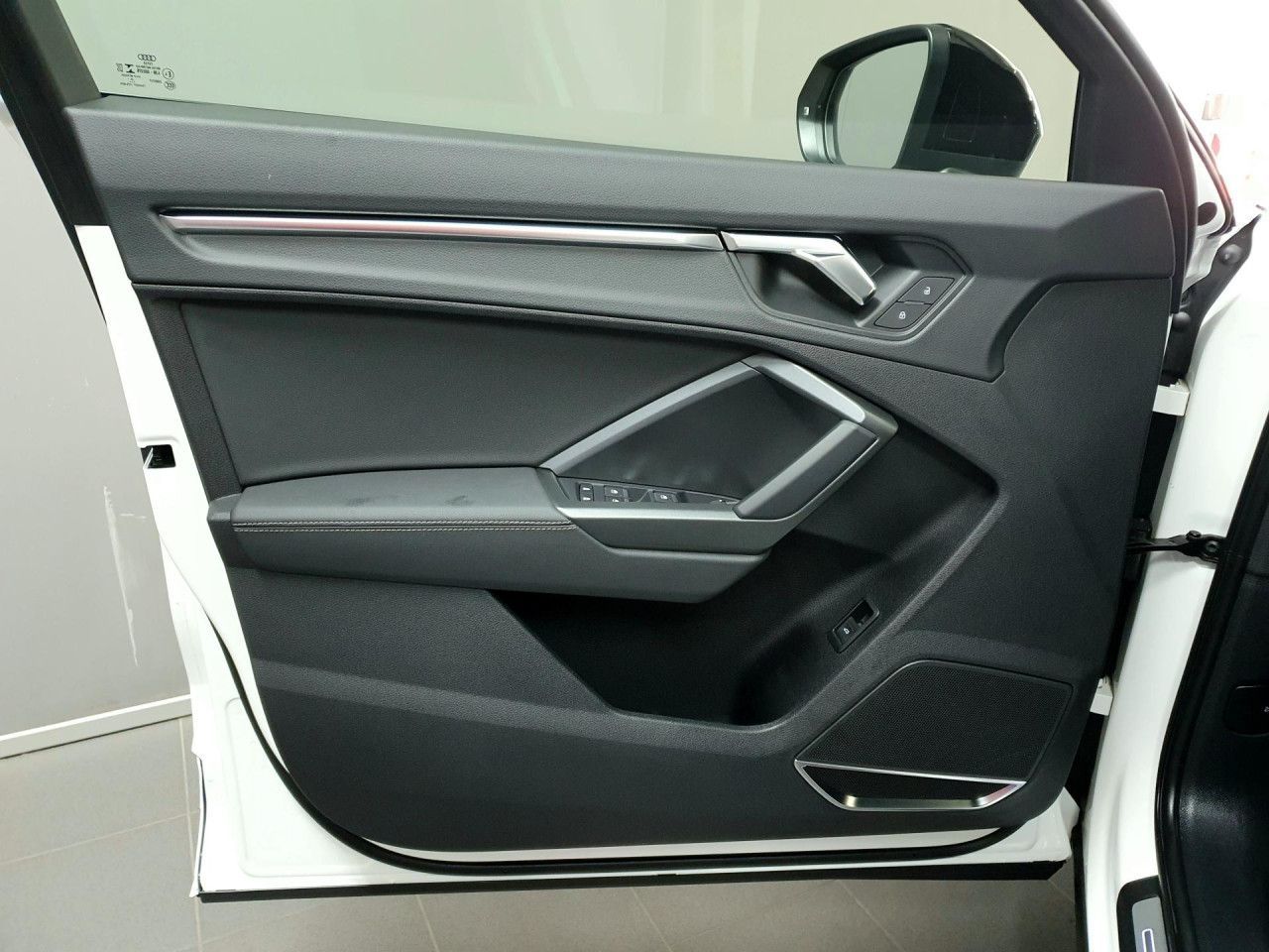 Audi Q3 40 TDI quattro S tronic S line - Samsaru's Car Outlet