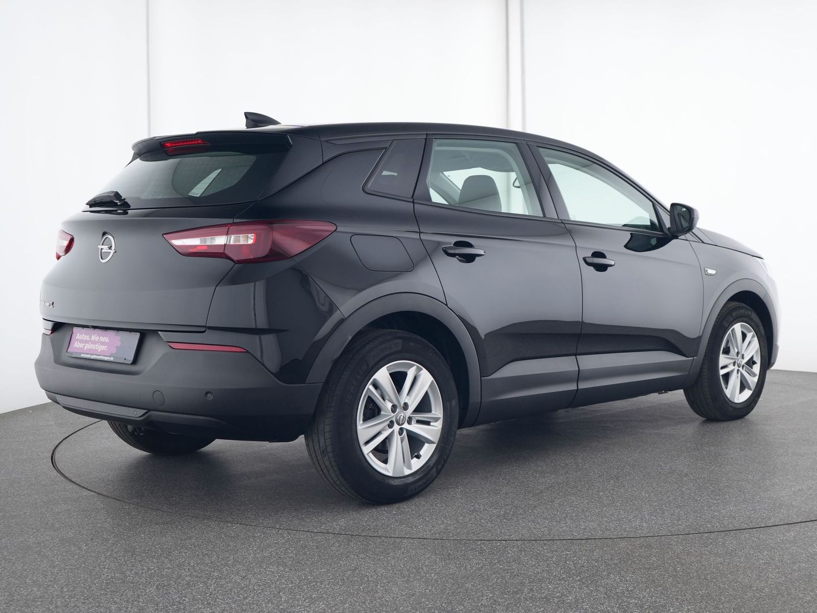 Opel Grandland Business Edition - Samsaru's Car Outlet