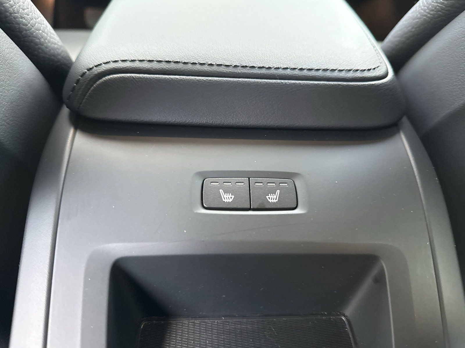 Volvo XC60 Plus B4 AWD Diesel Standhz AWR LichtPaket