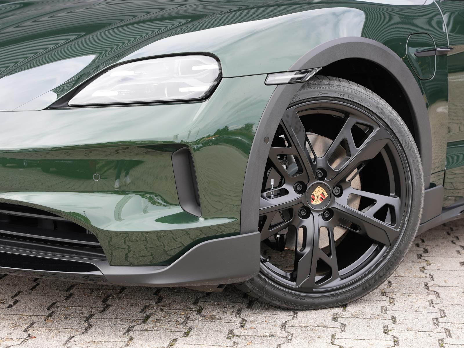 Porsche Taycan 4S Cross Turismo HA-Lenkung HD-Matrix LED