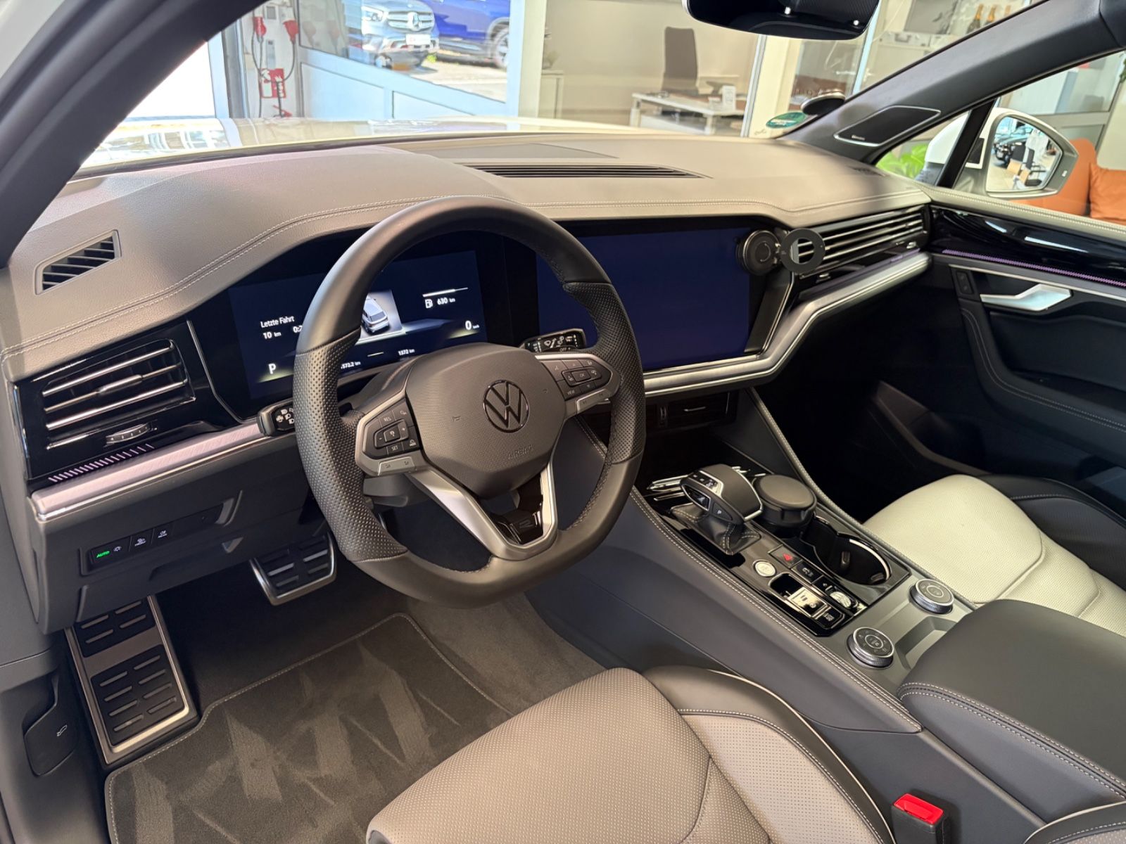 Volkswagen Touareg 3.0 TDI 4Motion R-Line*Final Edition*