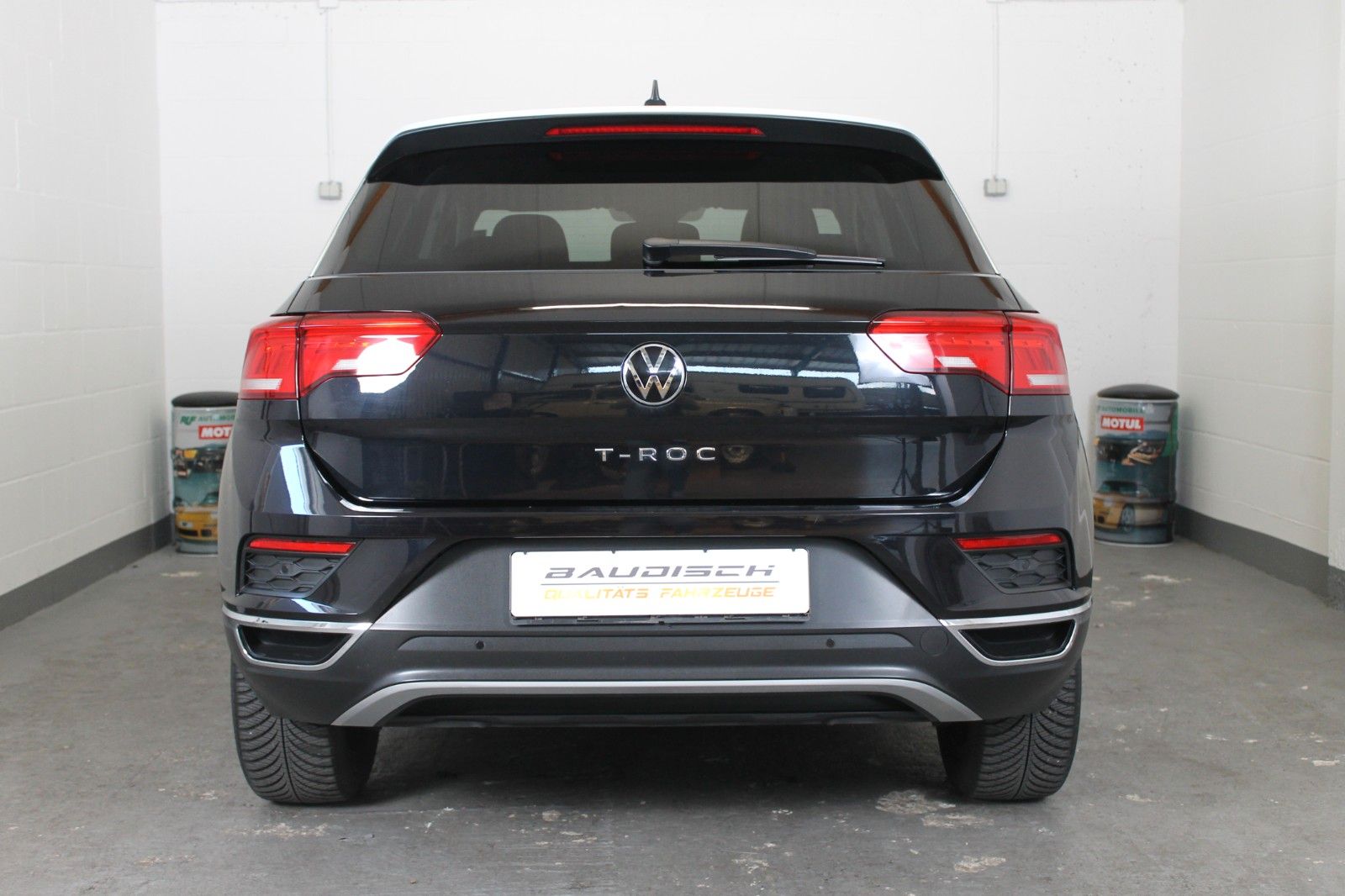 Volkswagen T-Roc United - Samsaru's Car Outlet
