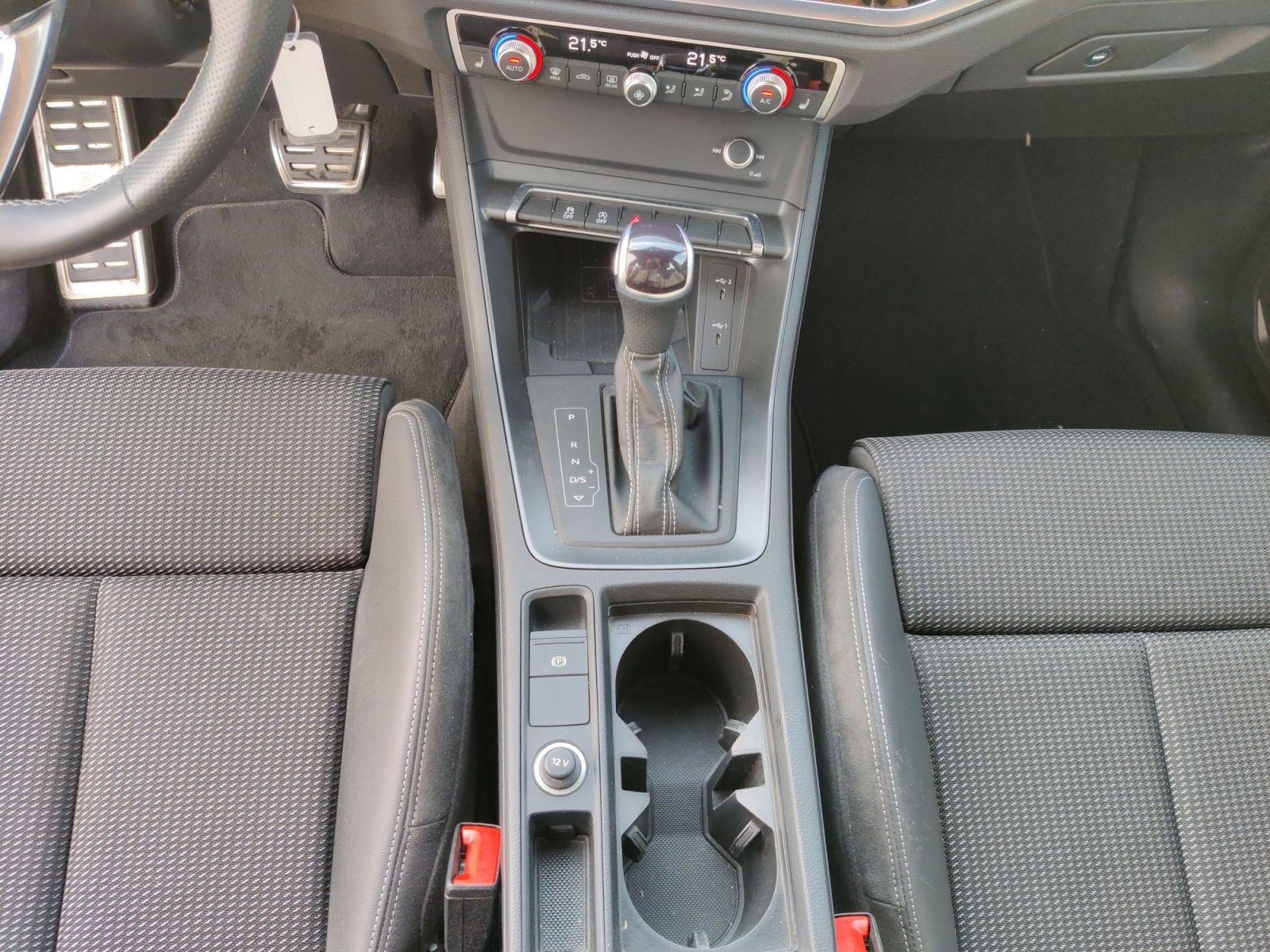Audi Q3 35 TDI q. S-Tronic S-Line - Samsaru's Car Outlet