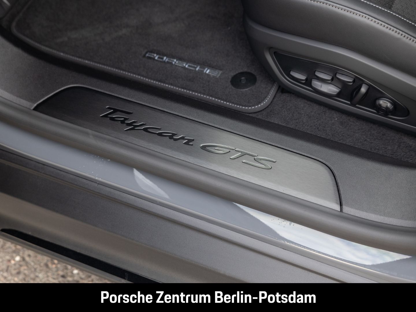 Porsche Taycan GTS Burmester HA-Lenkung Active-Ride