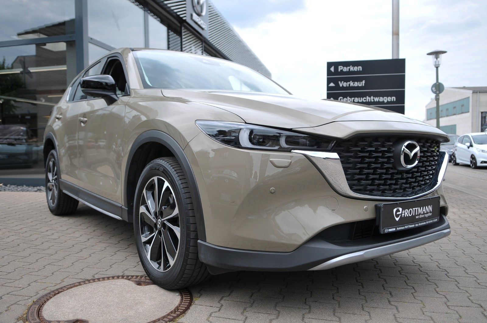 Mazda CX-5 SoMo SKYACT-D184 Aut.AWD Newground 360°/AHK