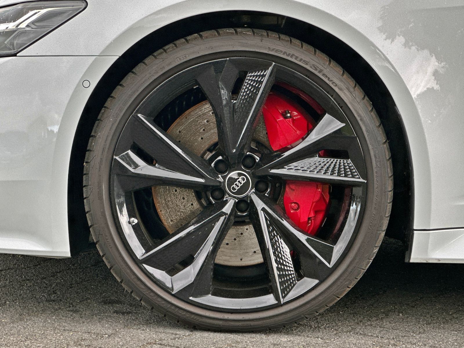 Audi RS6 Avant performance BLACK HUD PANO NACHTS STHZ
