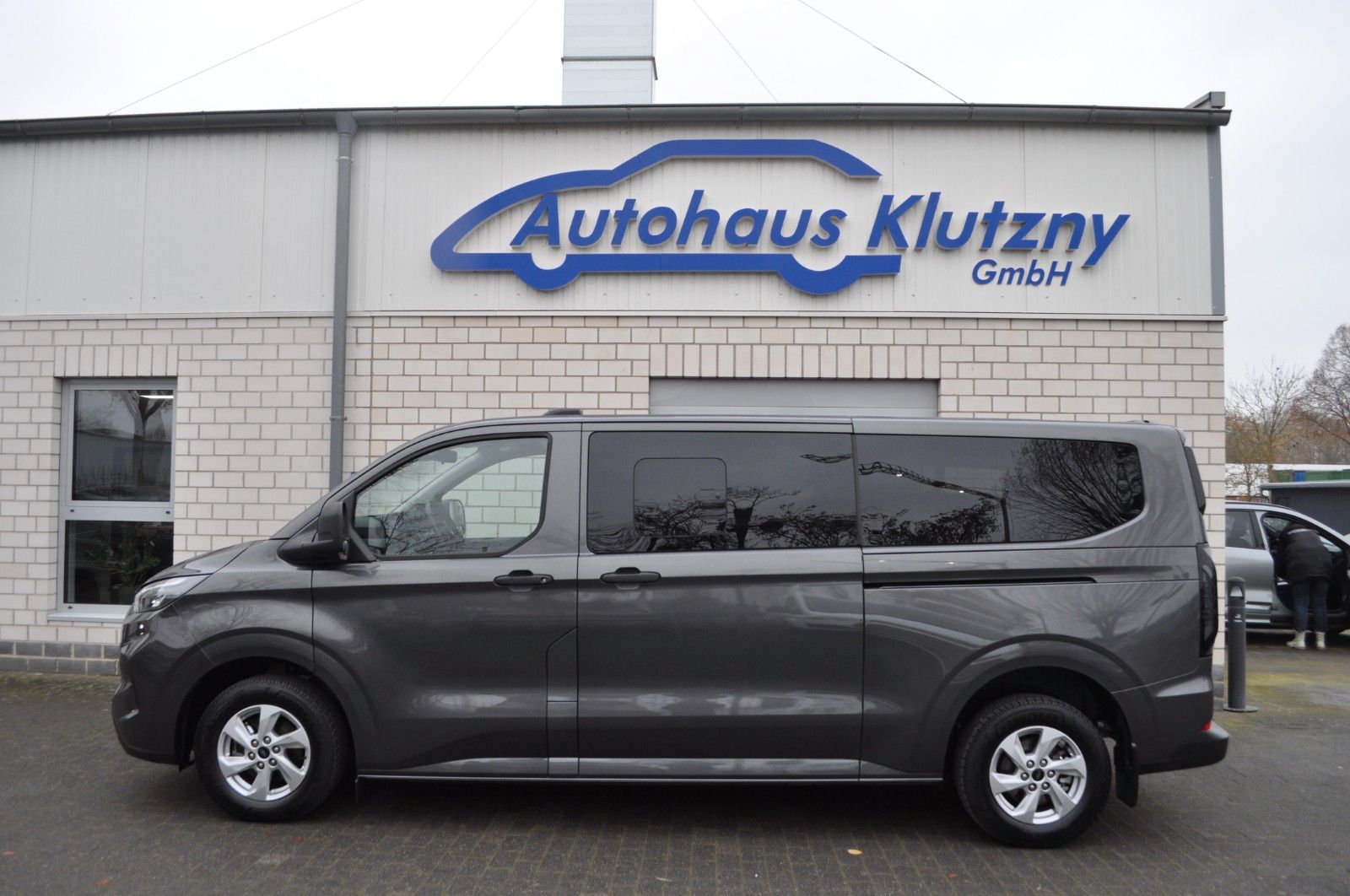 Ford Transit Custom Kombi 320 L2 FWD TREND/AUT/ALU
