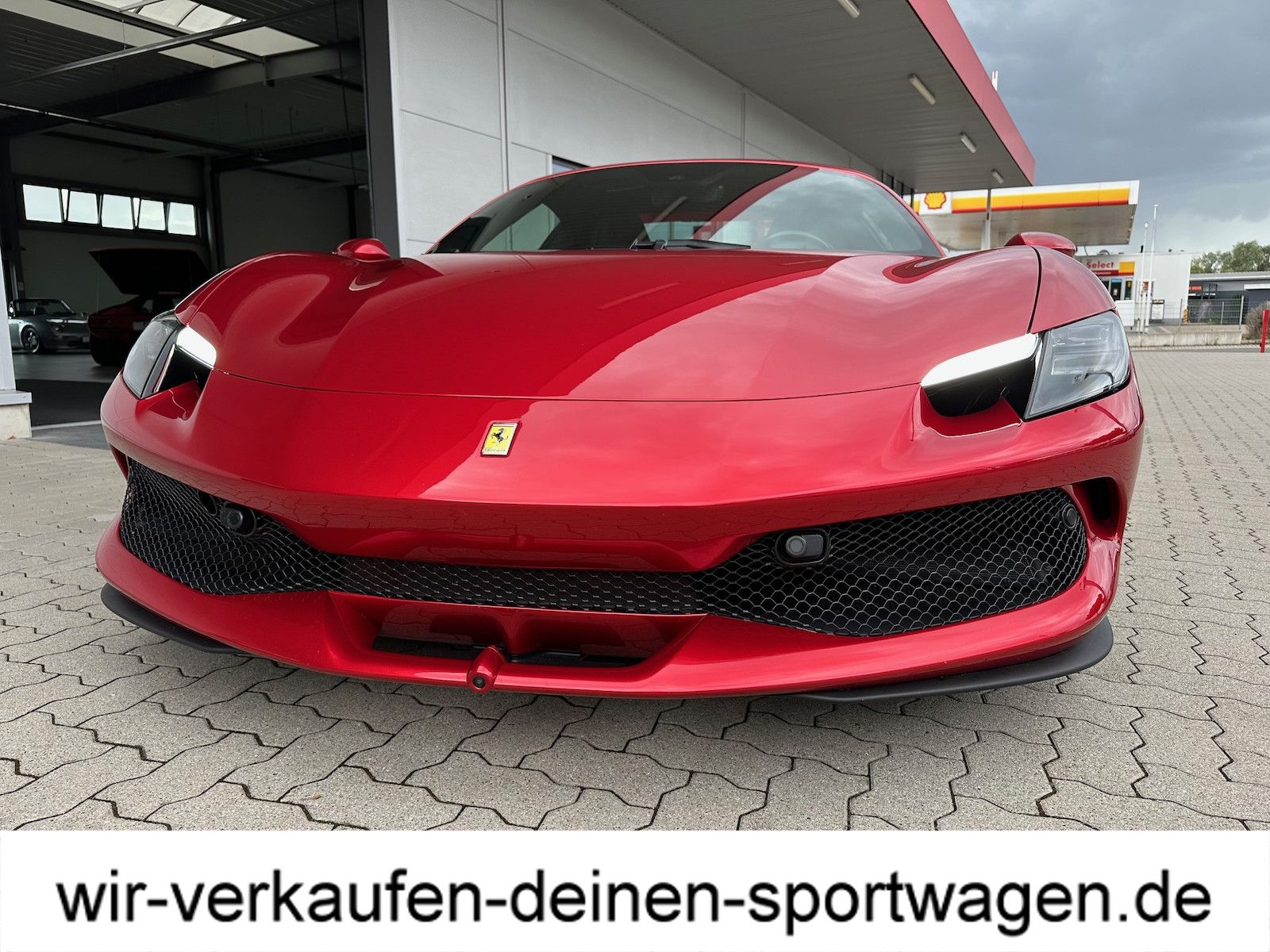 Ferrari 296 GTS - Samsaru's Car Outlet