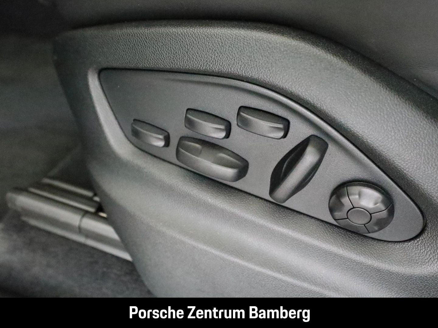 Porsche Cayenne S/ Sport Design Paket/ 22 Zoll/
