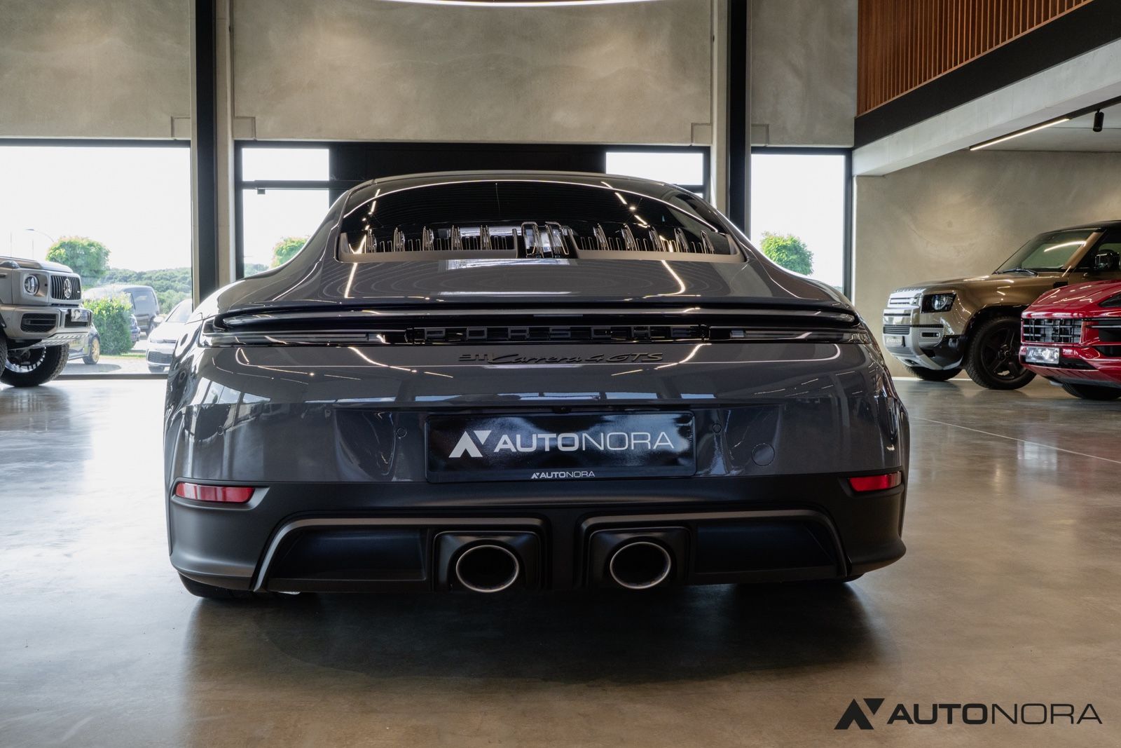 Porsche 911 (992.2) Carrera 4 GTS Lift 18-Wege Matrix