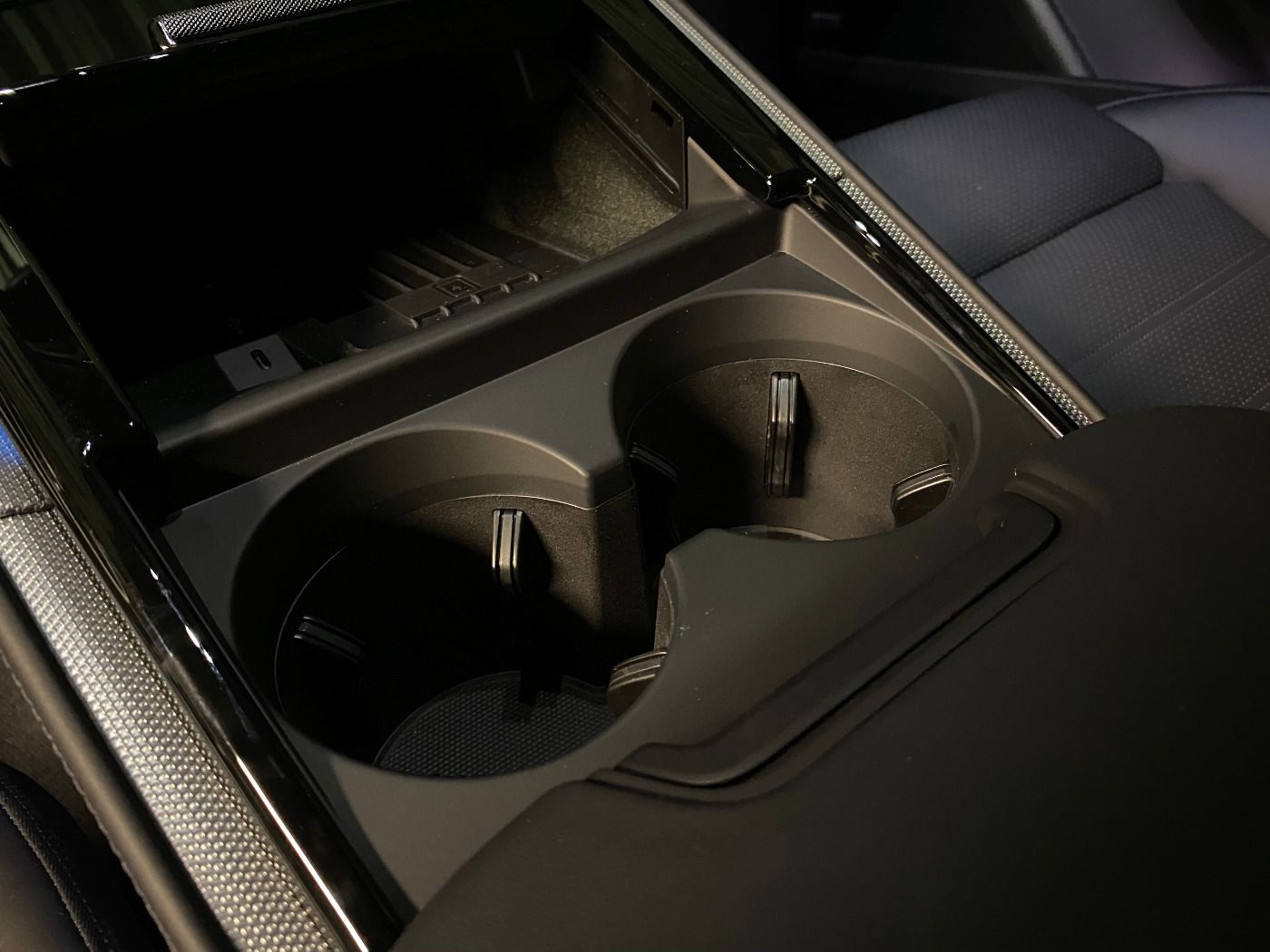 Porsche Panamera 4 E-Hybrid | SportDesign Paket | BOSE |