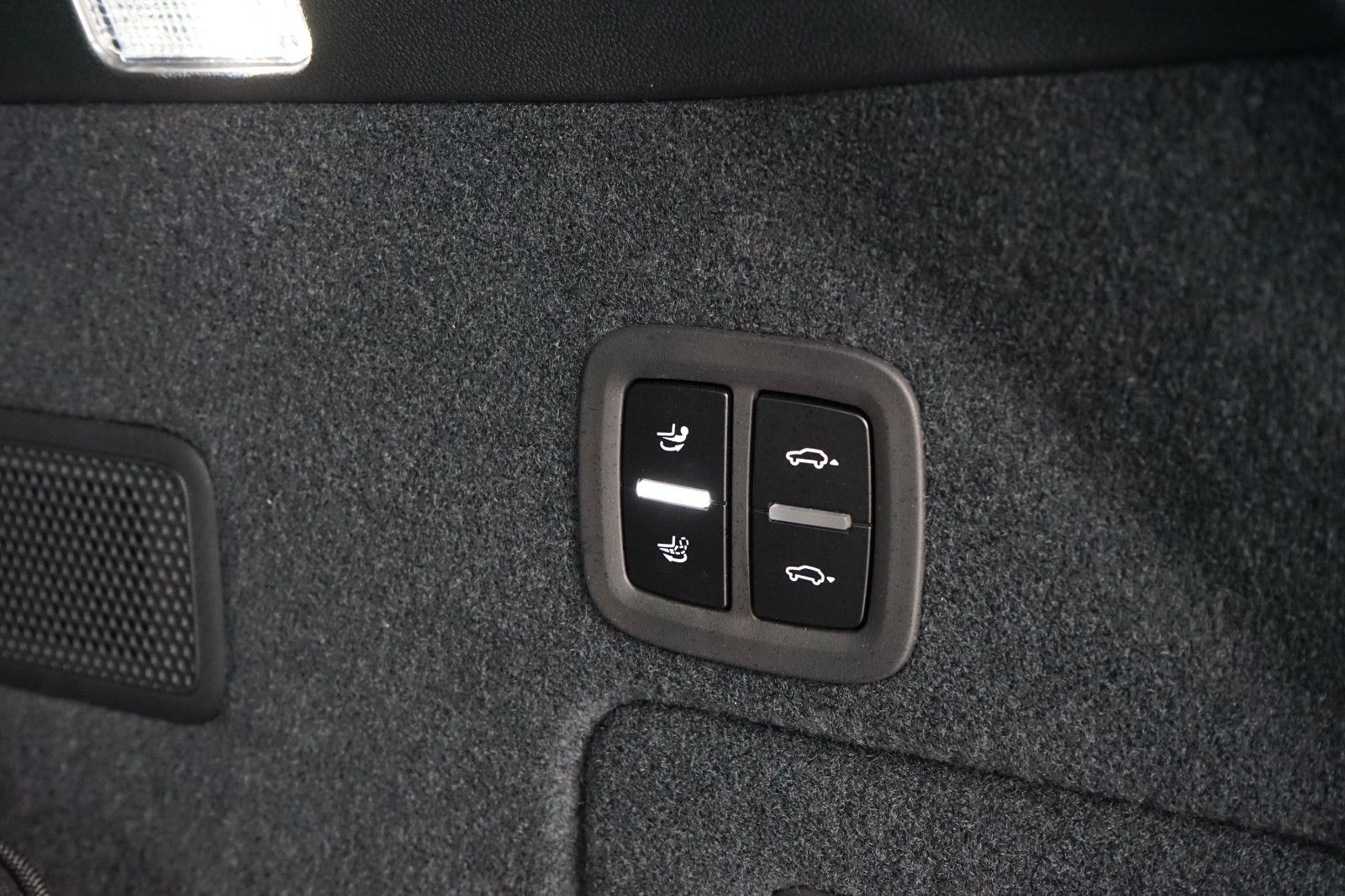 Porsche Cayenne Coupe E-Hybrid/Kreide/HUD/P-DISPLAY/AHK