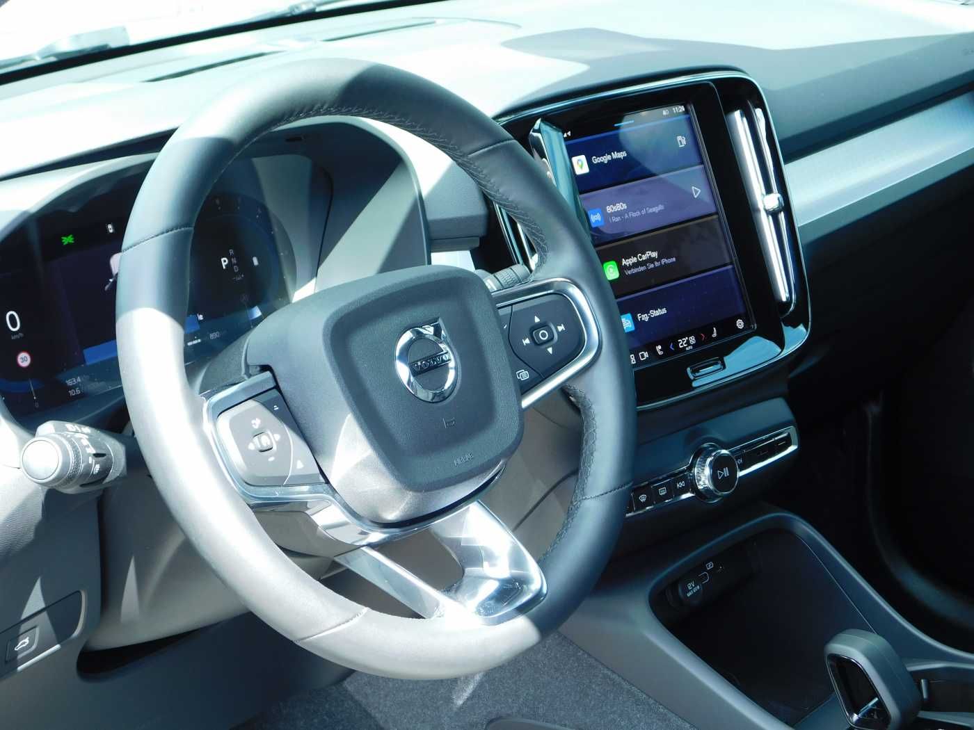 Volvo XC40 B4 Core - Samsaru's Car Outlet
