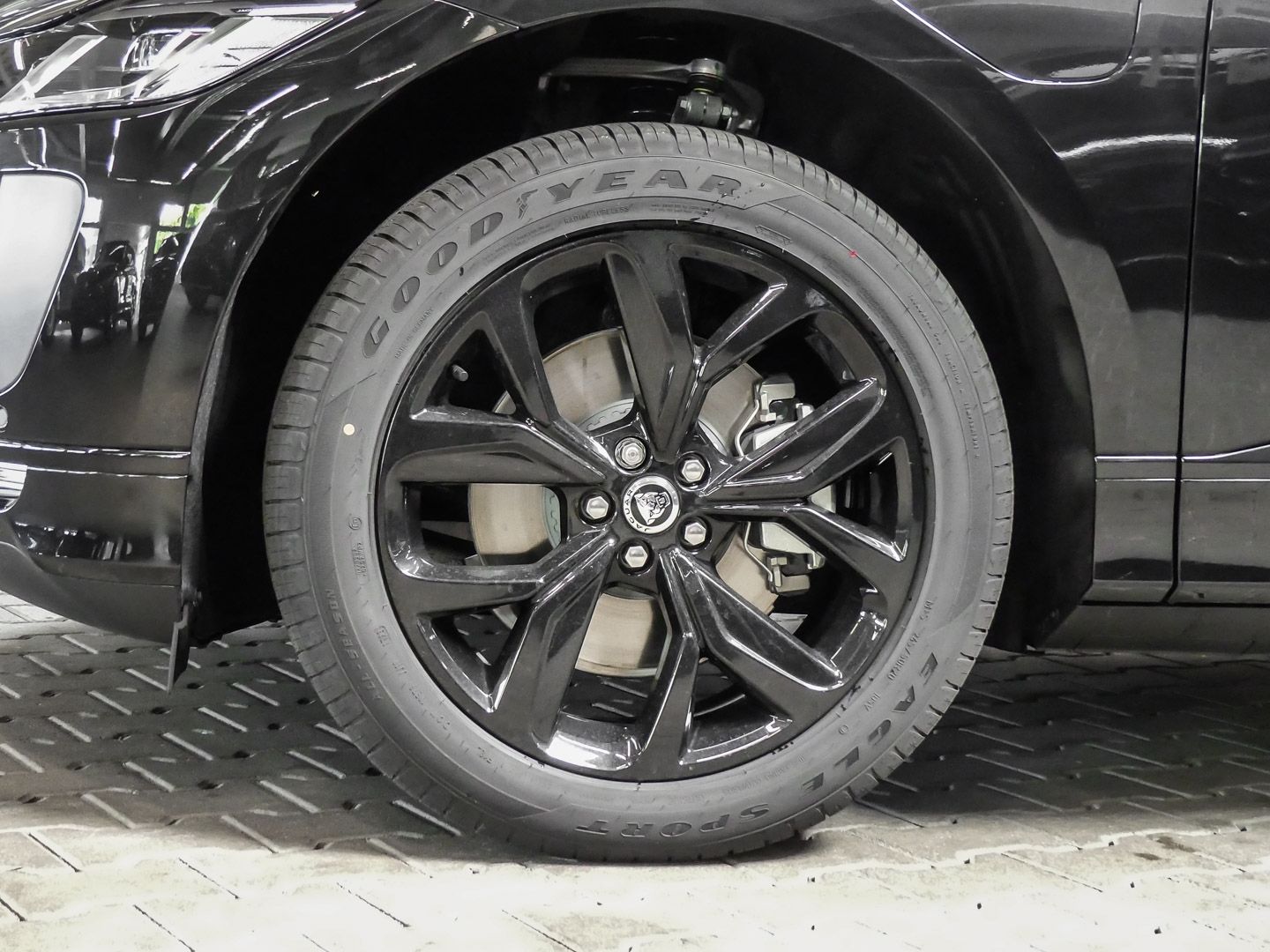Jaguar I-Pace R-Dynamic SE EV400 Allrad HUD StandHZG Pa