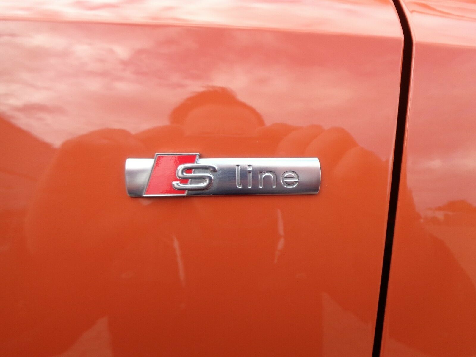 Audi Q3 40 TFSI quattro S-line - Samsaru's Car Outlet