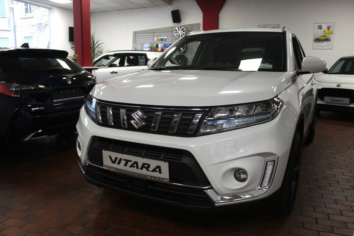 Suzuki Vitara 1.4 Boosterjet Comfort Hybrid - Samsaru's Car Outlet