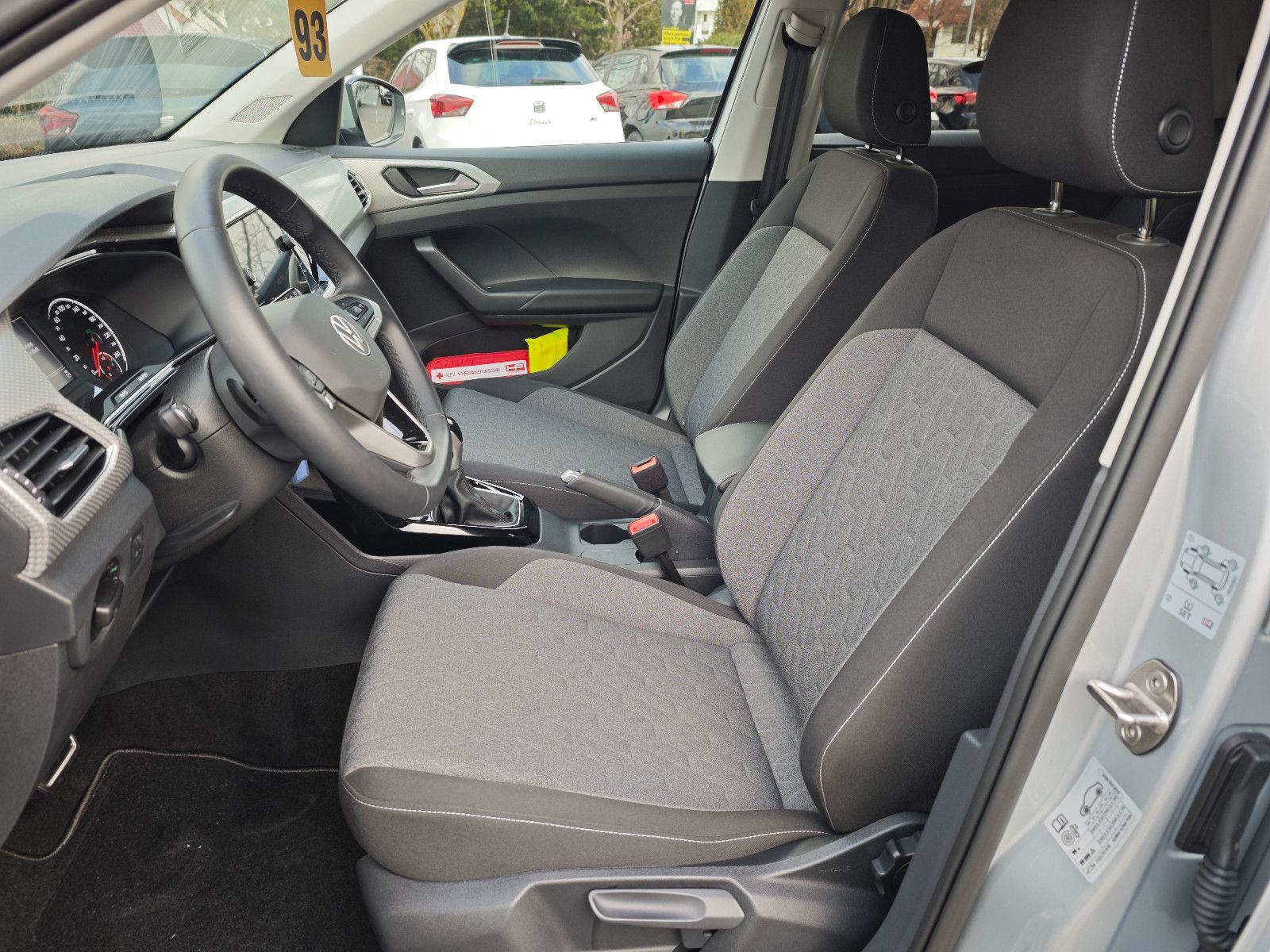 Volkswagen T-Cross Move - Samsaru's Car Outlet