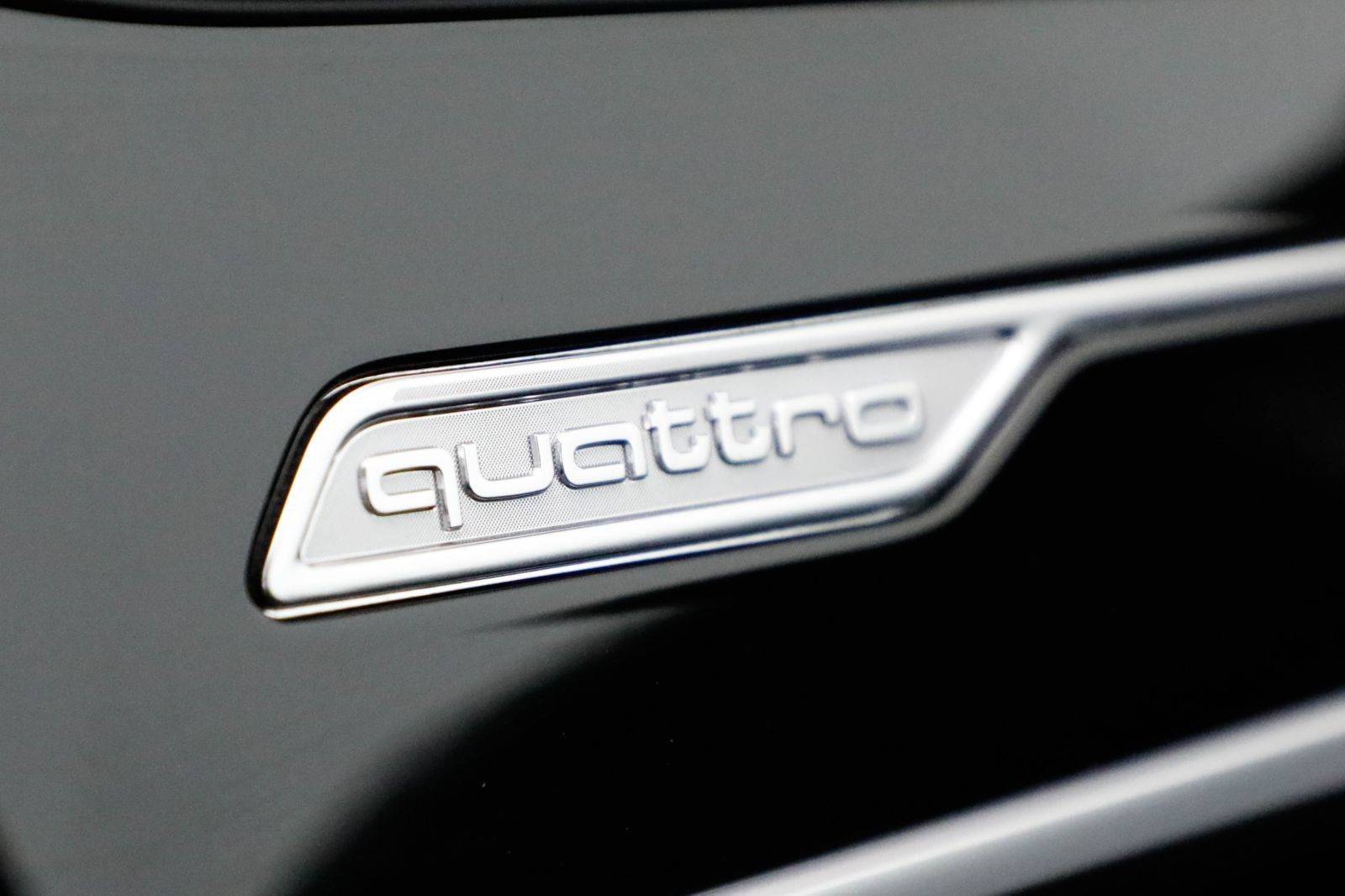 Audi RS 6 Avant performance AHK Pano HUD Matrix B&O