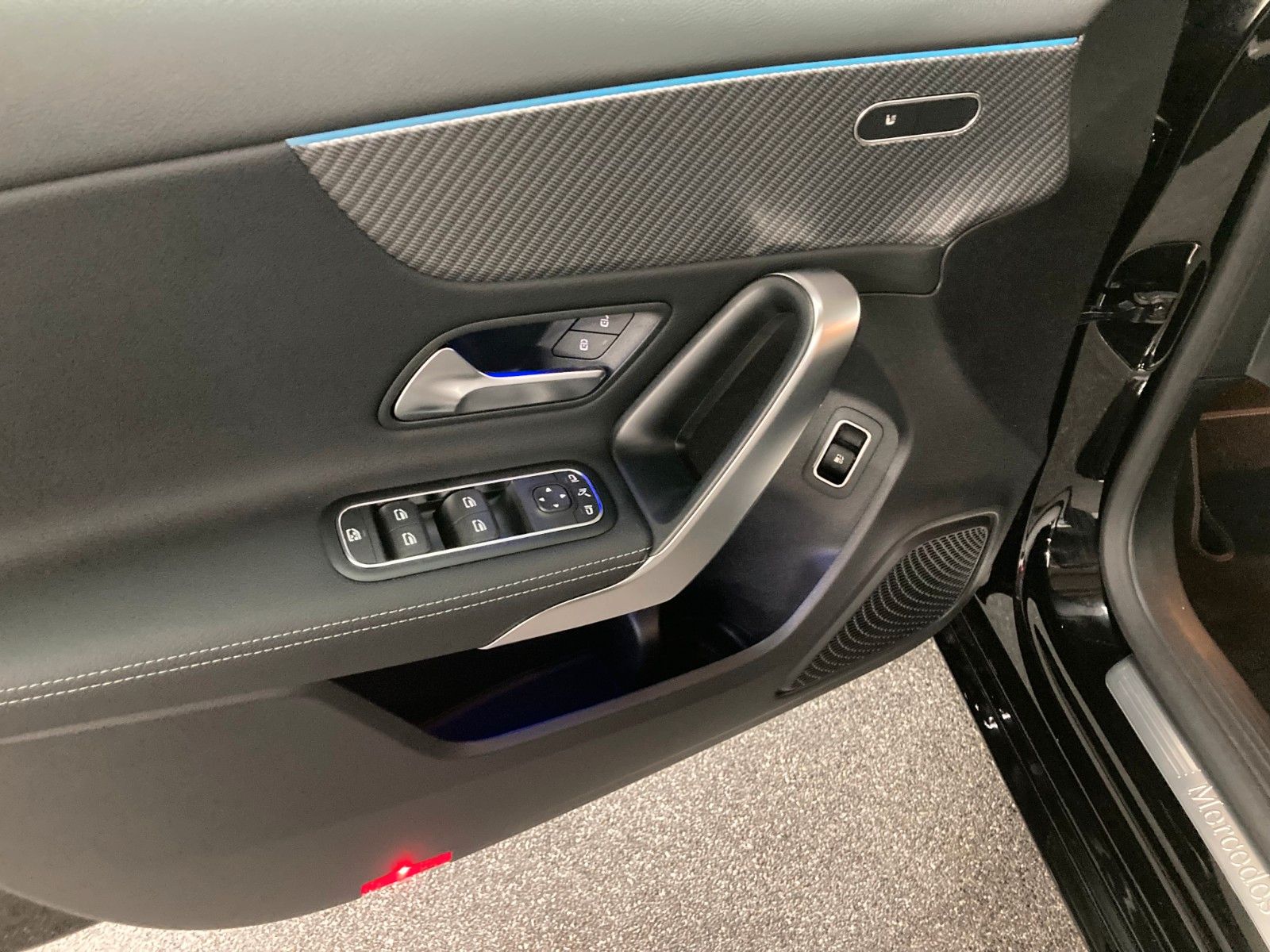 Mercedes-Benz A 250 e - Samsaru's Car Outlet