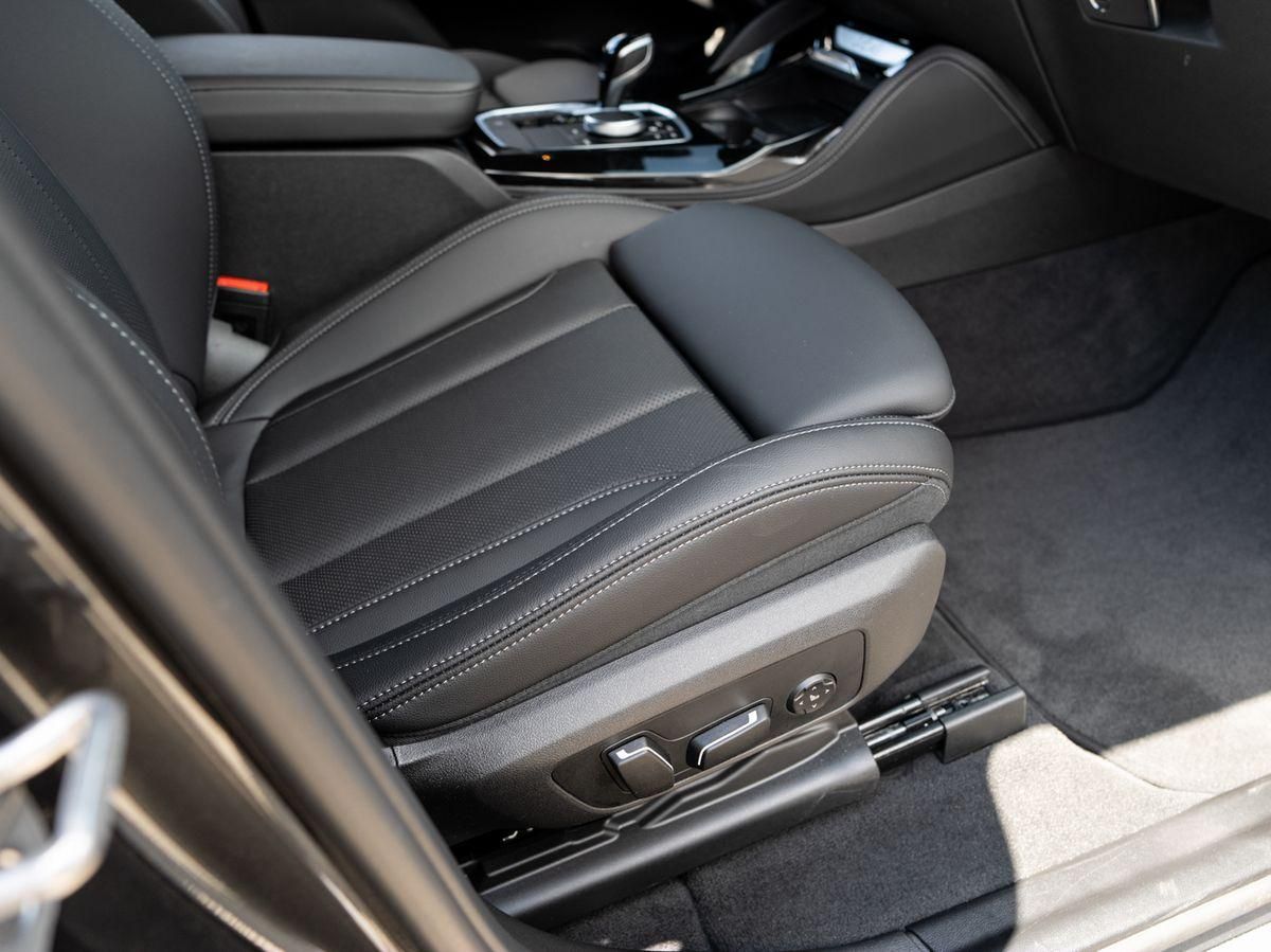 BMW X4 xDrive30d M-Sport AHK PANO ACC HuD Laser KoZg
