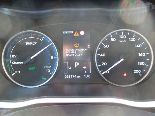 Mitsubishi Eclipse Cross Plus Select Black Hybrid 4WD 2.4 P
