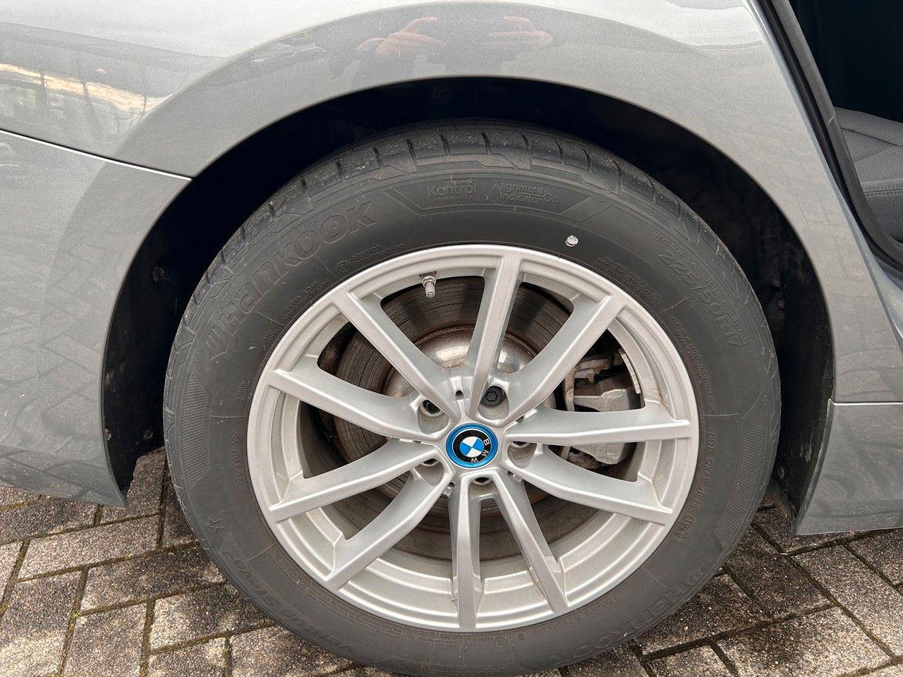 BMW 330e xDrive Aut. Lim. / DAB / Parking Assistant