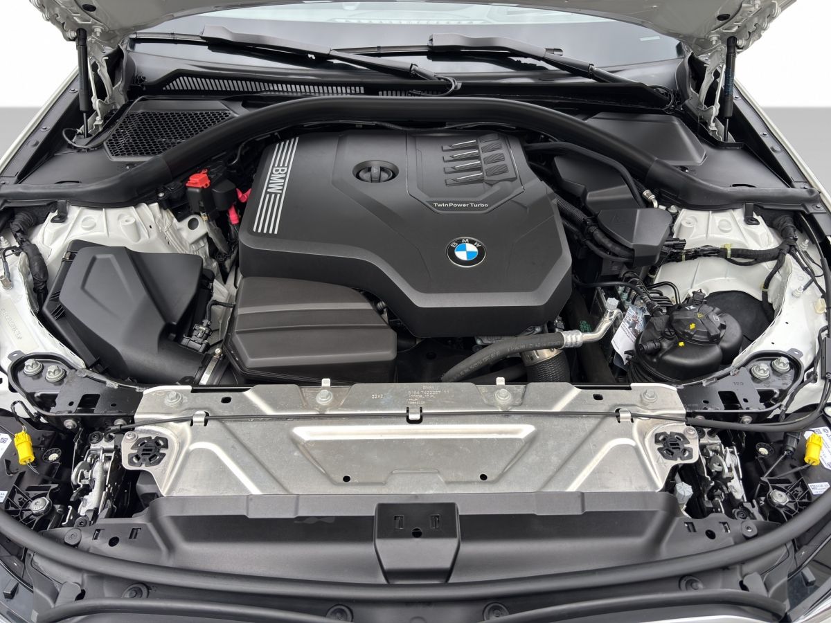 BMW 320i Touring M Sport - Samsaru's Car Outlet