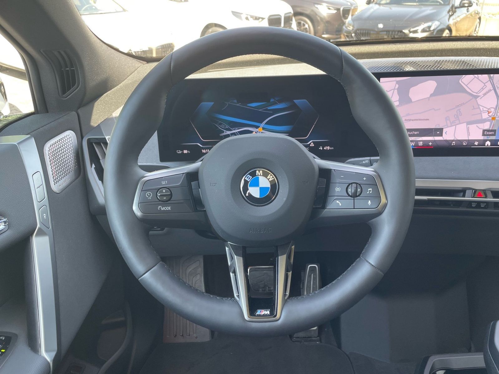 BMW iX xDrive60 M Sport Pro || Pano AHK Autobahnass