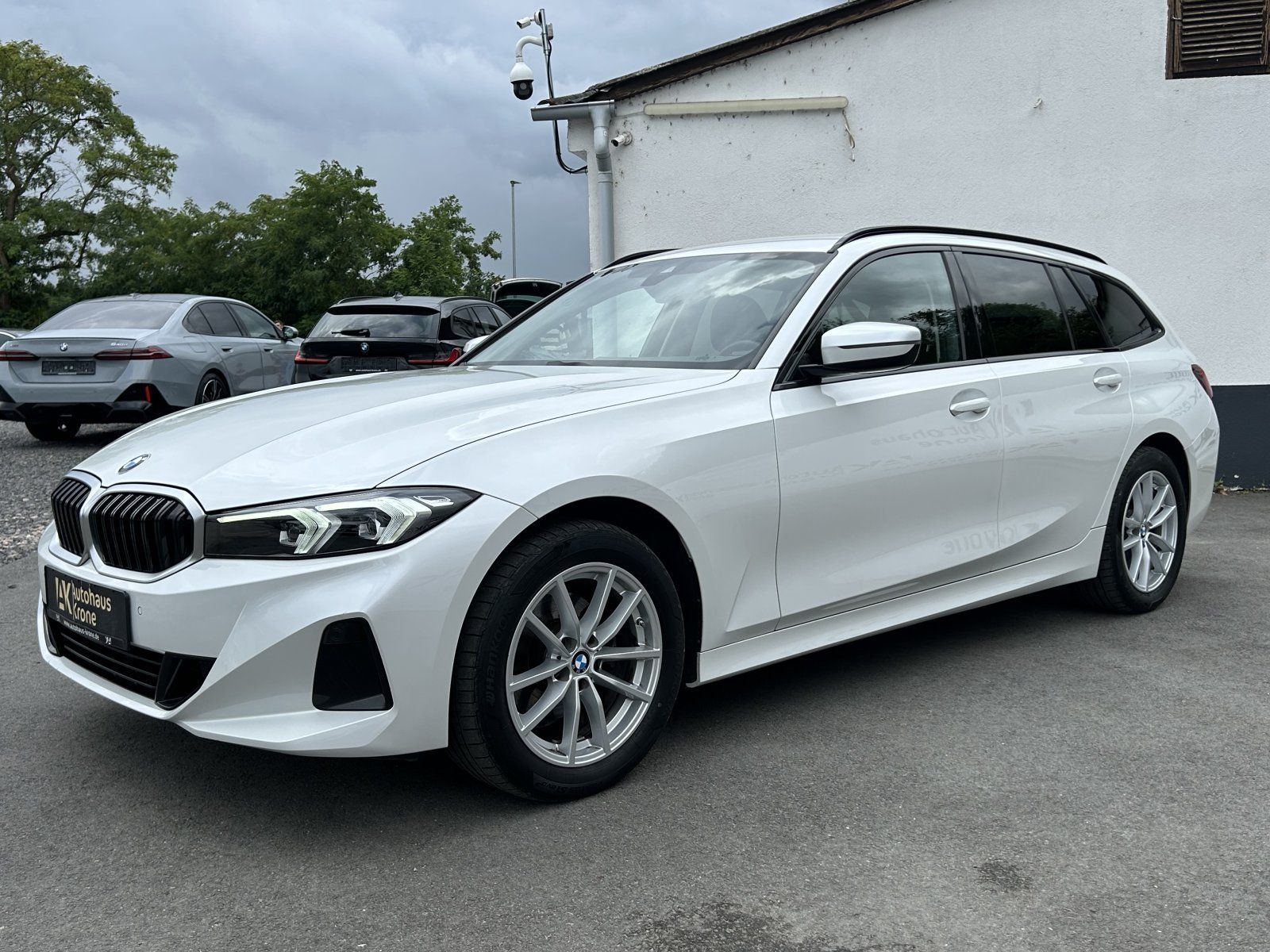 BMW 320 d Mild Hybrid xDrive - Samsaru's Car Outlet