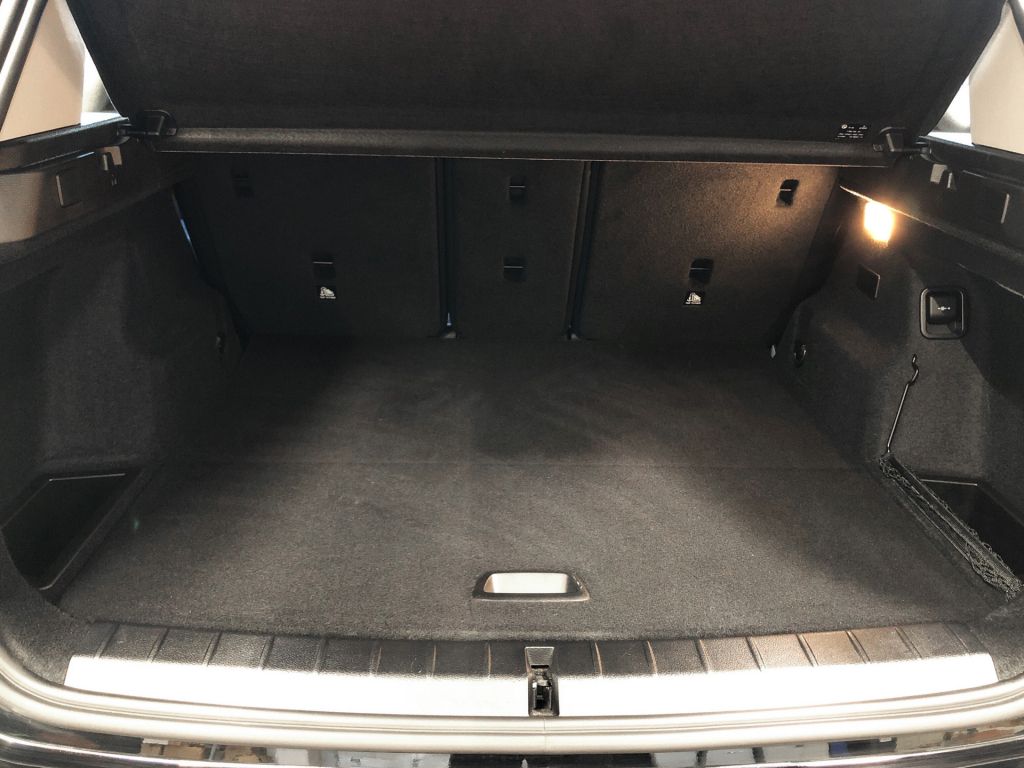 BMW X1 xDrive25e Advantage - Samsaru's Car Outlet