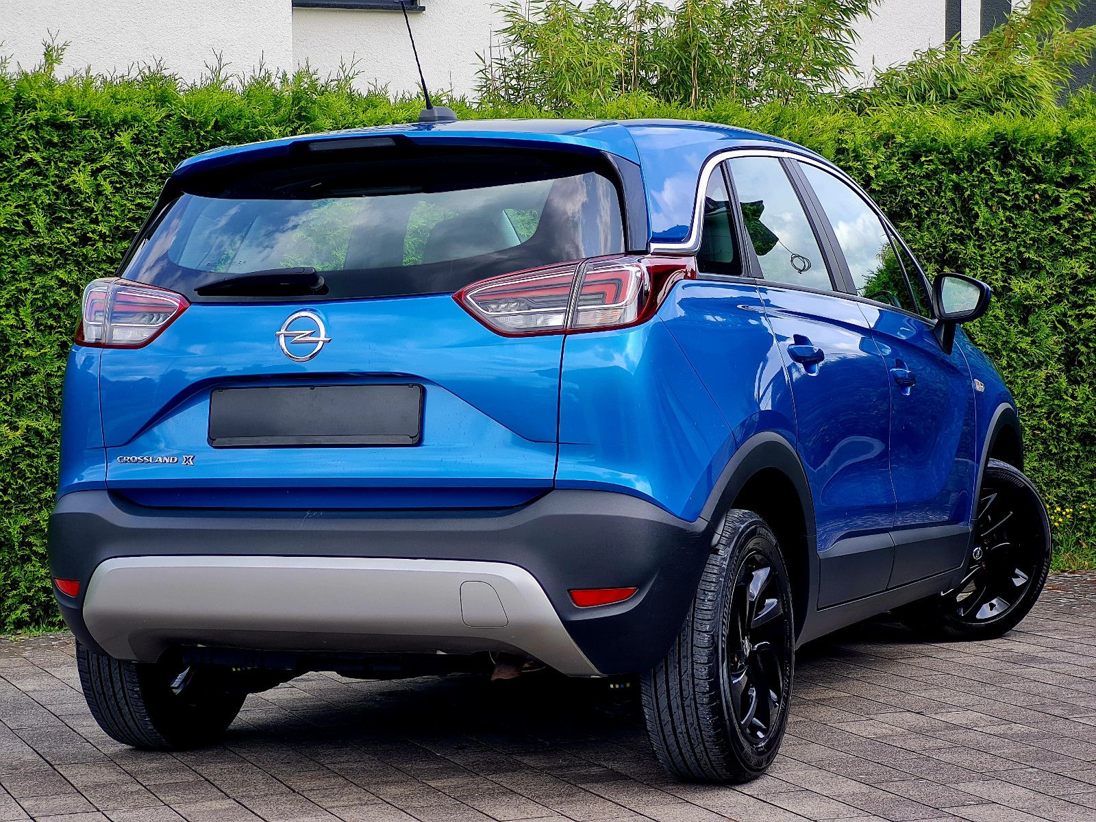 Opel Crossland Innovation - Samsaru's Car Outlet