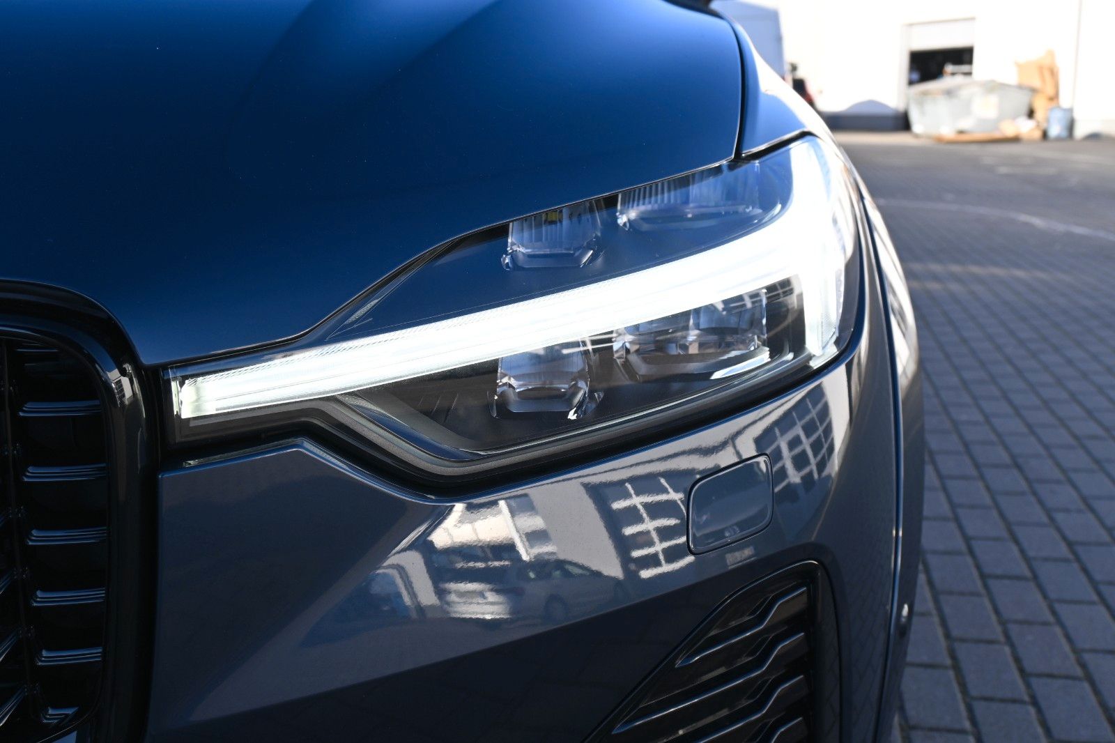 Volvo XC60 B5 B AWD Ultra Dark*PANO*360°*LUFT*ACC*AHK