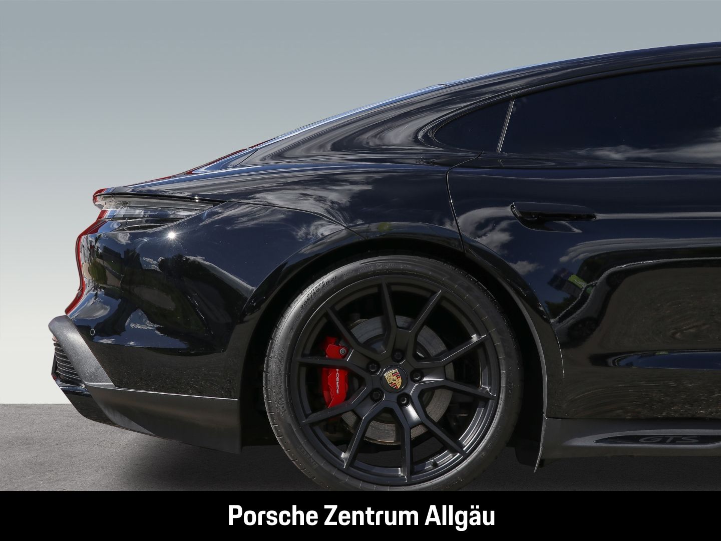 Porsche Taycan GTS BOSE Luftfederung Panorama InnoDrive