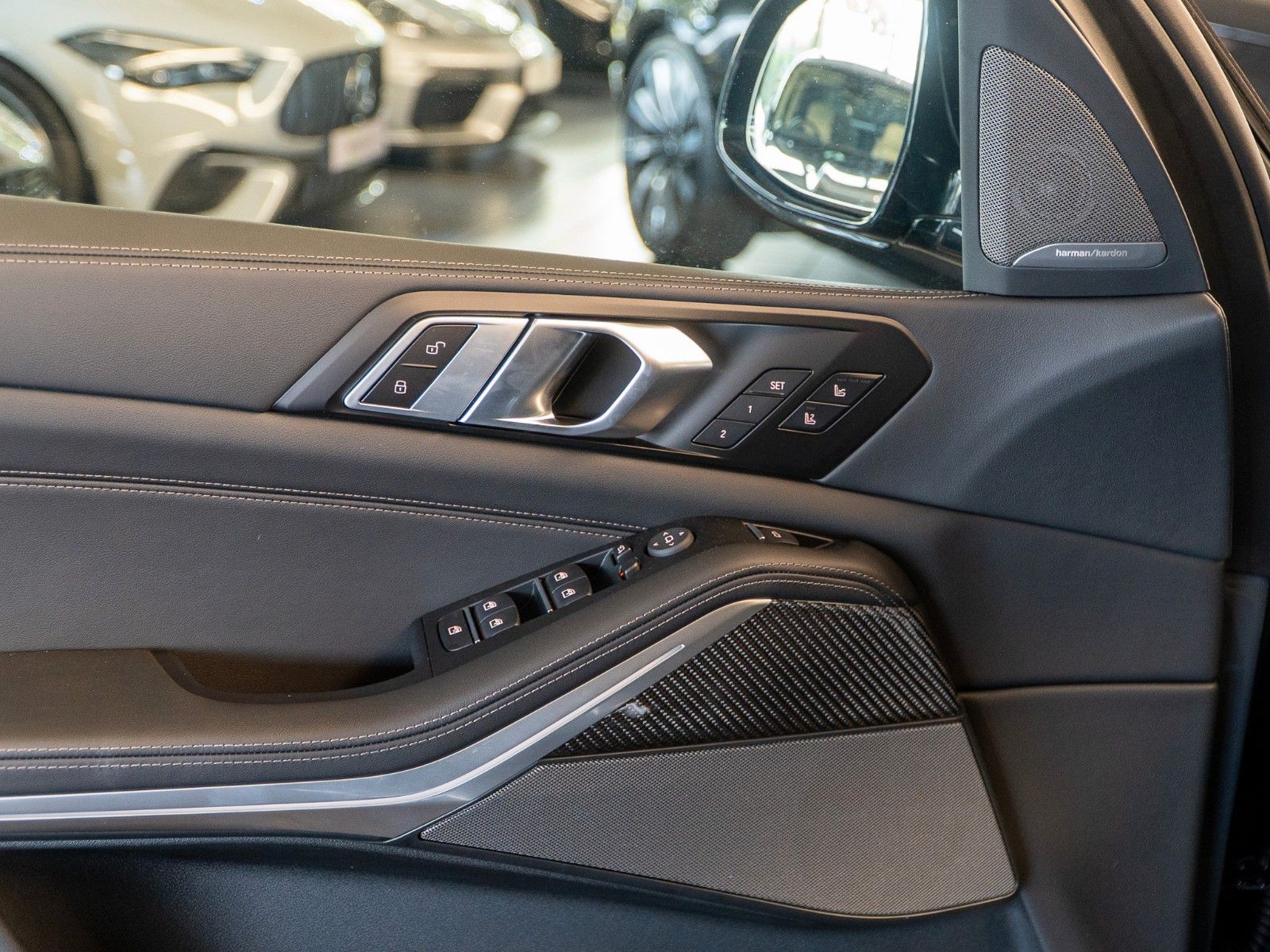 BMW X5 50e M Sport Inno Sky HUD AHK Comfort HK luft